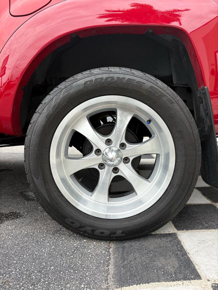 Toyota Tacoma PreRunner Double Cab V6 Auto 2WD 2011