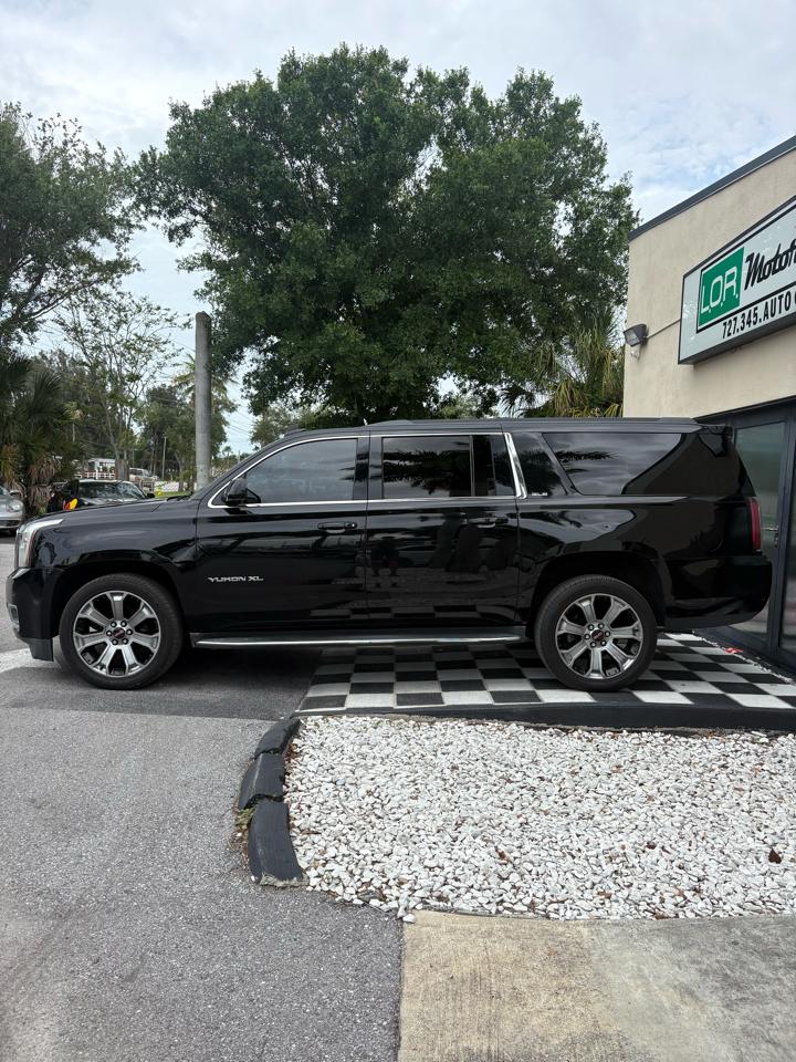 GMC Yukon XL SLE 2WD 2019