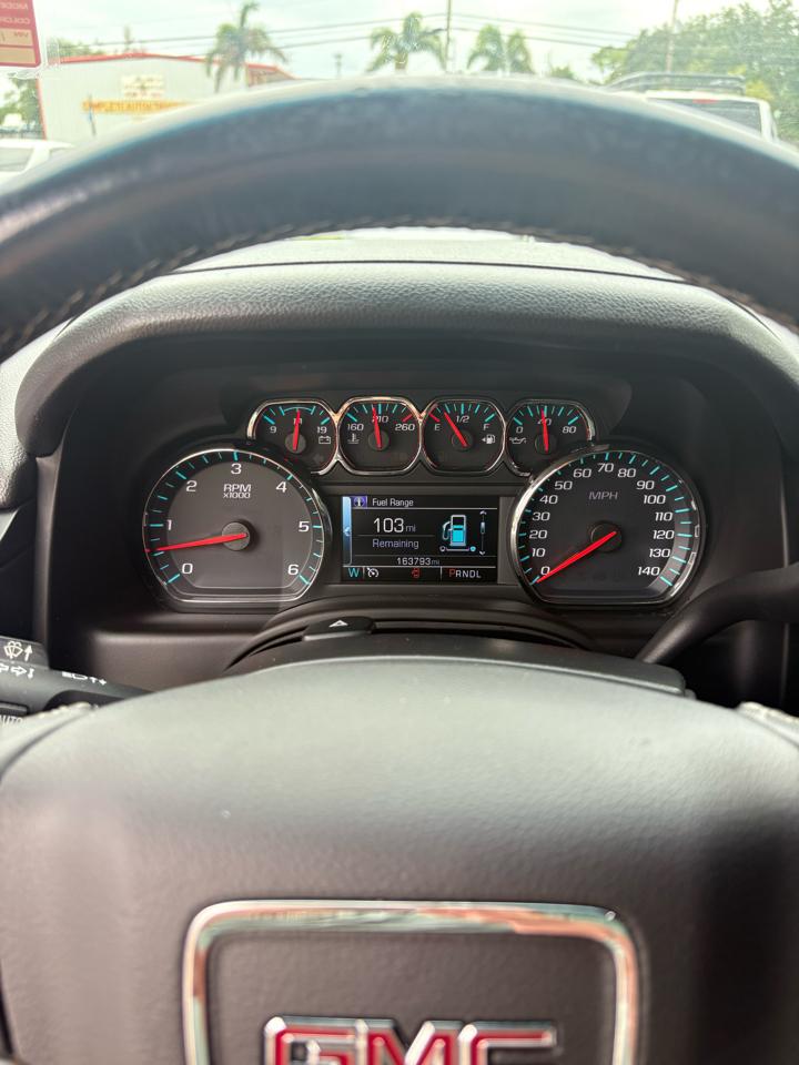 GMC Yukon XL SLE 2WD 2019