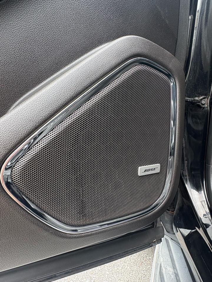 GMC Yukon XL SLE 2WD 2019