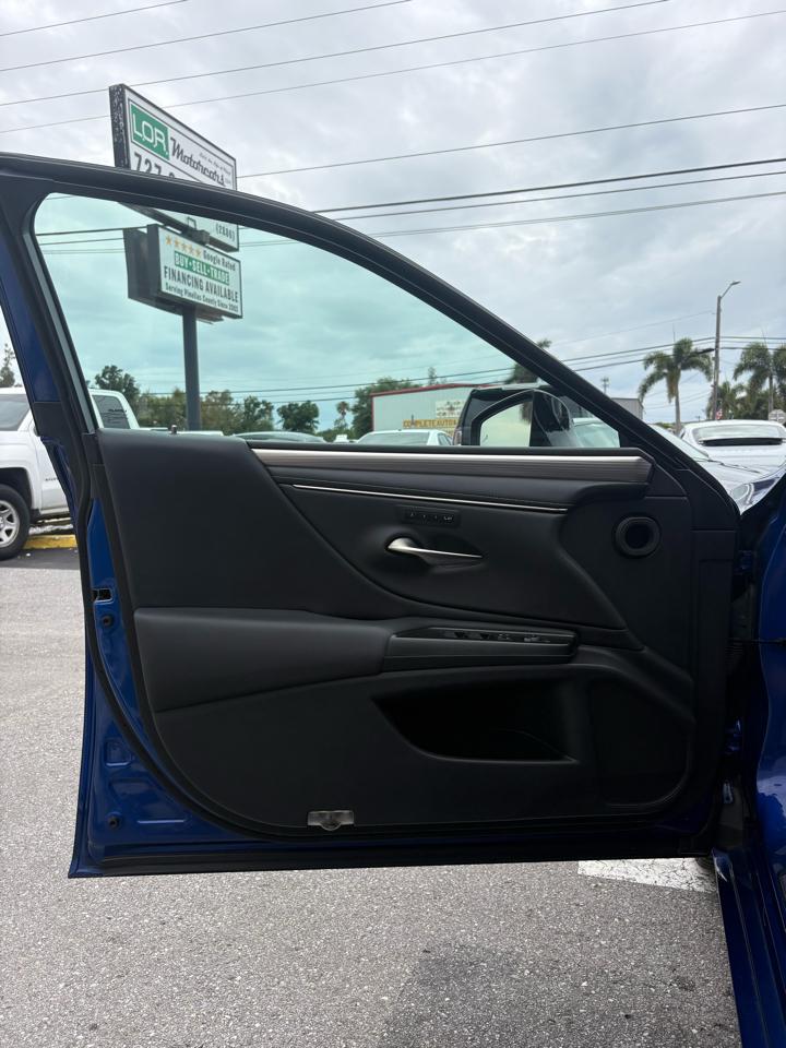 Lexus ES 350 F SPORT 2019