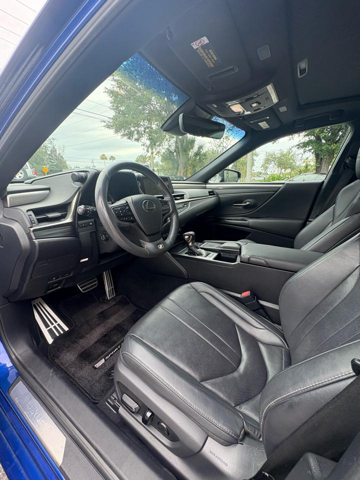 Lexus ES 350 F SPORT 2019