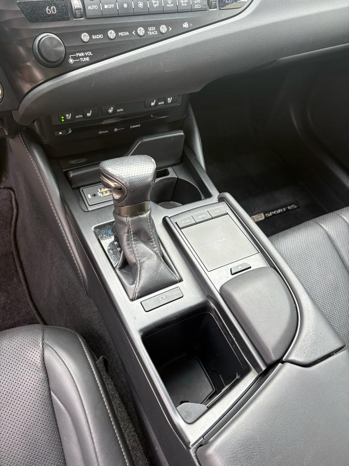 Lexus ES 350 F SPORT 2019