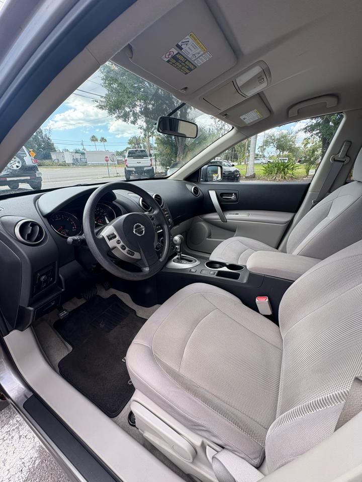 Nissan Rogue S AWD 2012