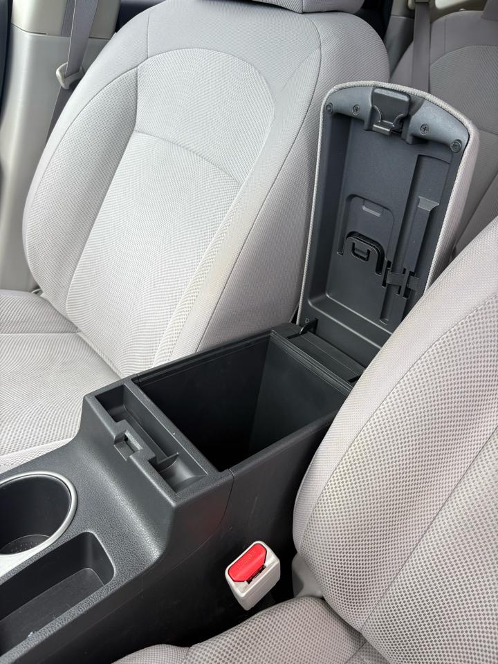 Nissan Rogue S AWD 2012