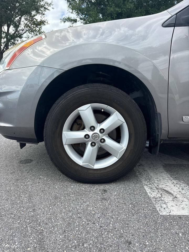 Nissan Rogue S AWD 2012