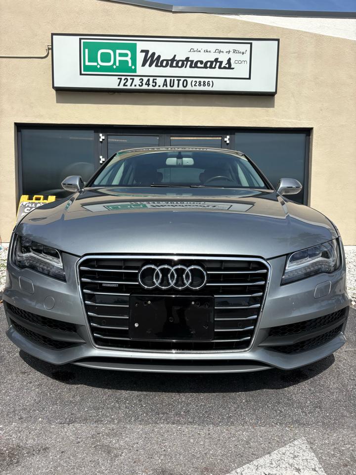 Audi A7 3.0T Prestige Sedan Quattro 2012