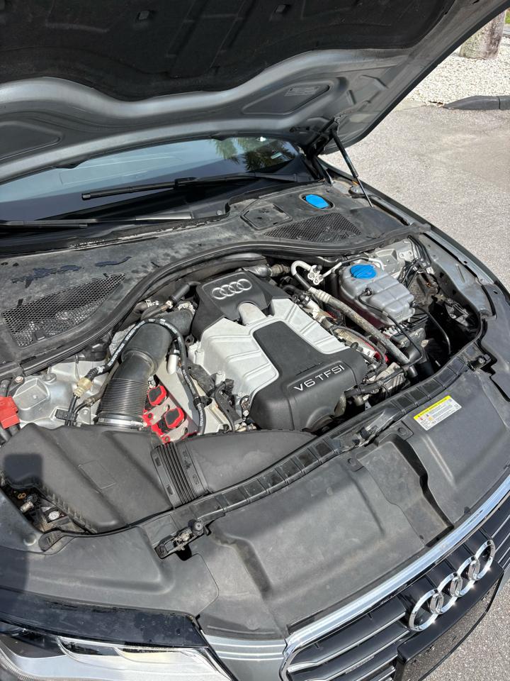 Audi A7 3.0T Prestige Sedan Quattro 2012