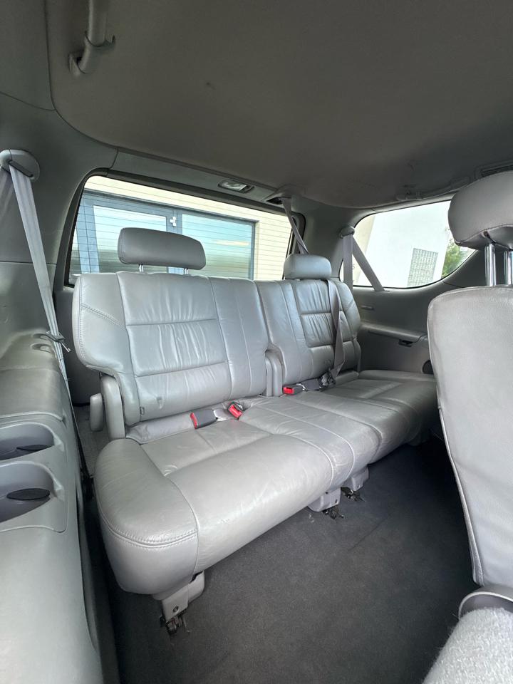 Toyota Sequoia Limited 2WD 2002
