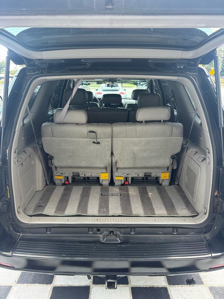 Toyota Sequoia Limited 2WD 2002