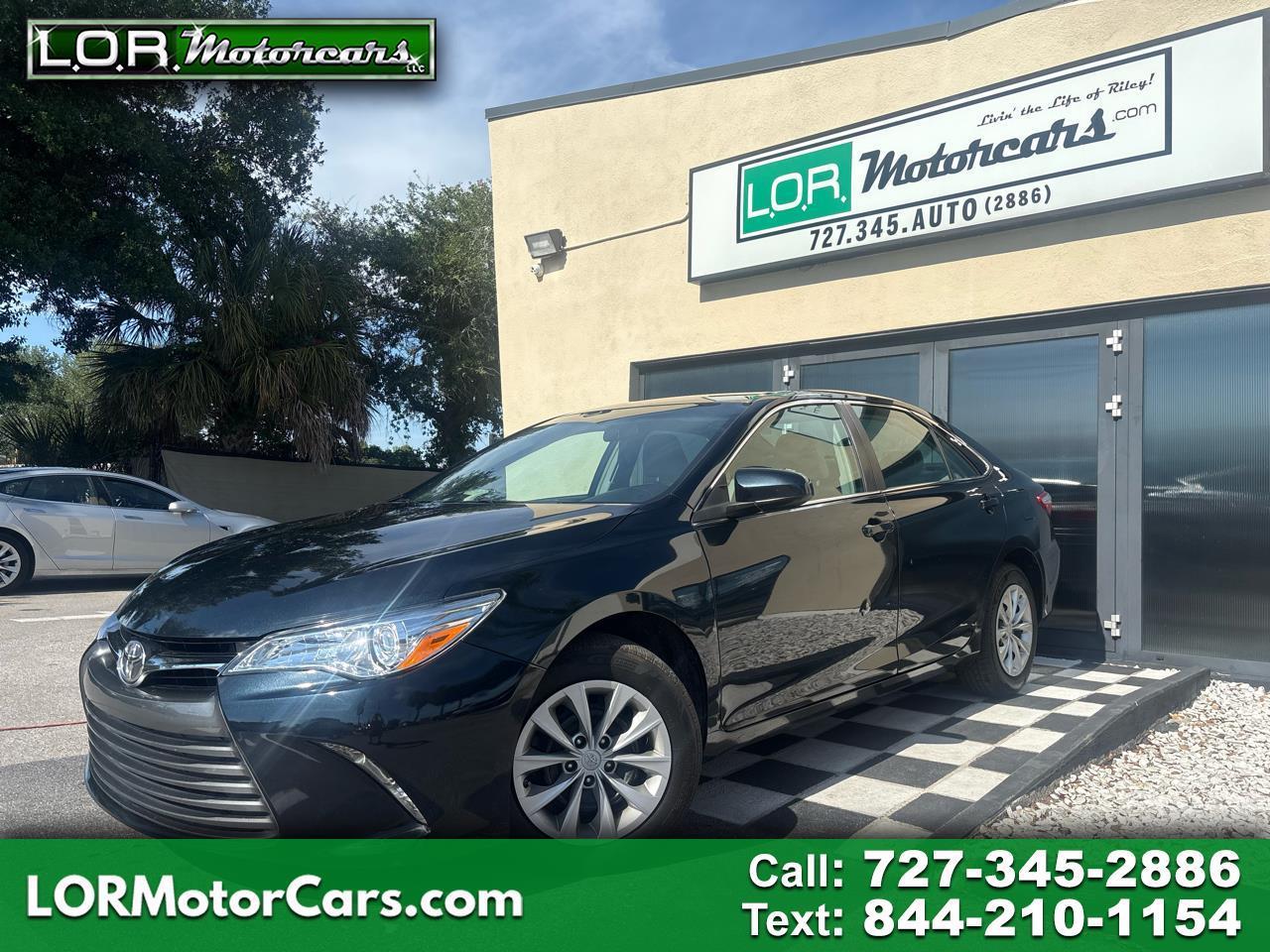 Toyota Camry SE 2017