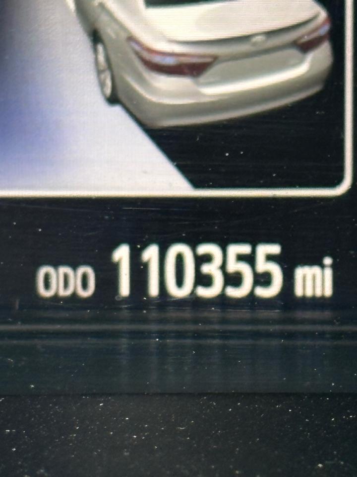Toyota Camry SE 2017