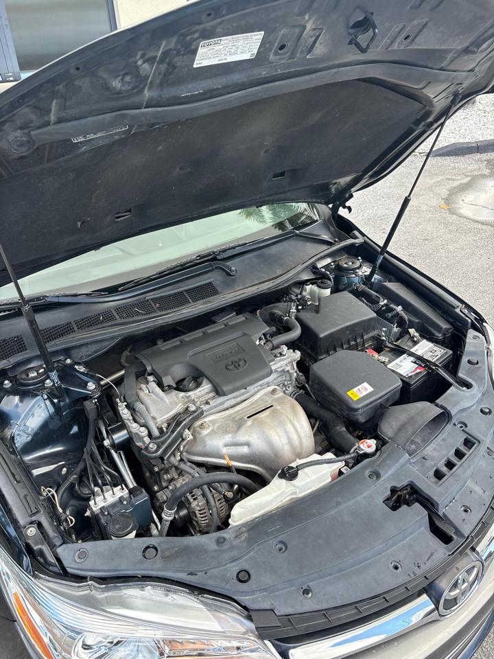 Toyota Camry SE 2017