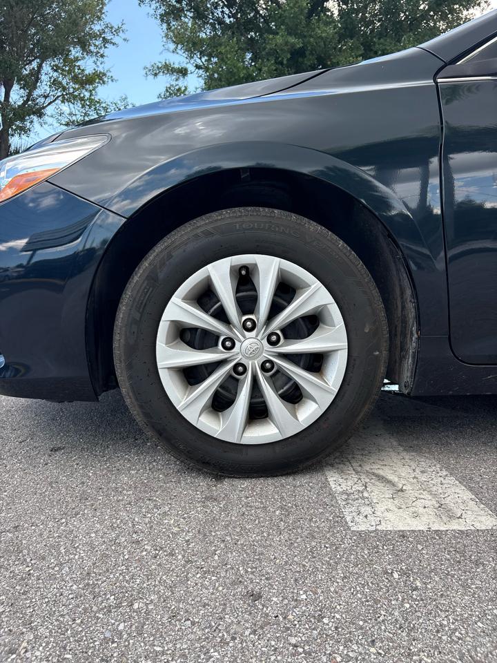 Toyota Camry SE 2017