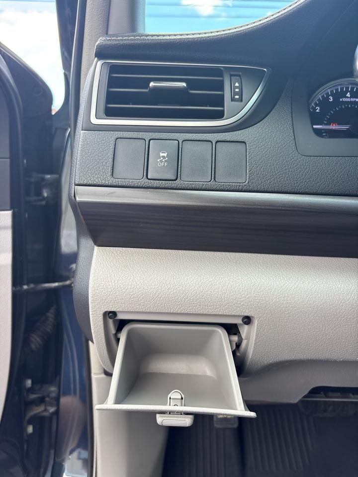 Toyota Camry SE 2017