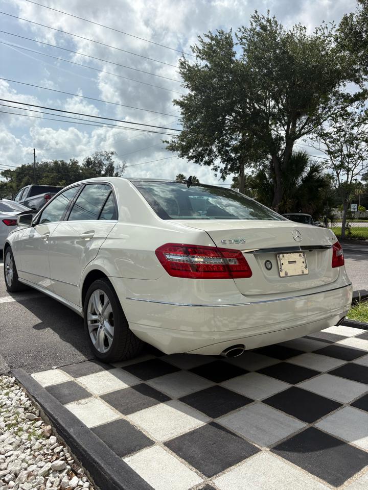 Mercedes-Benz E-Class E350 Sedan 4MATIC 2010