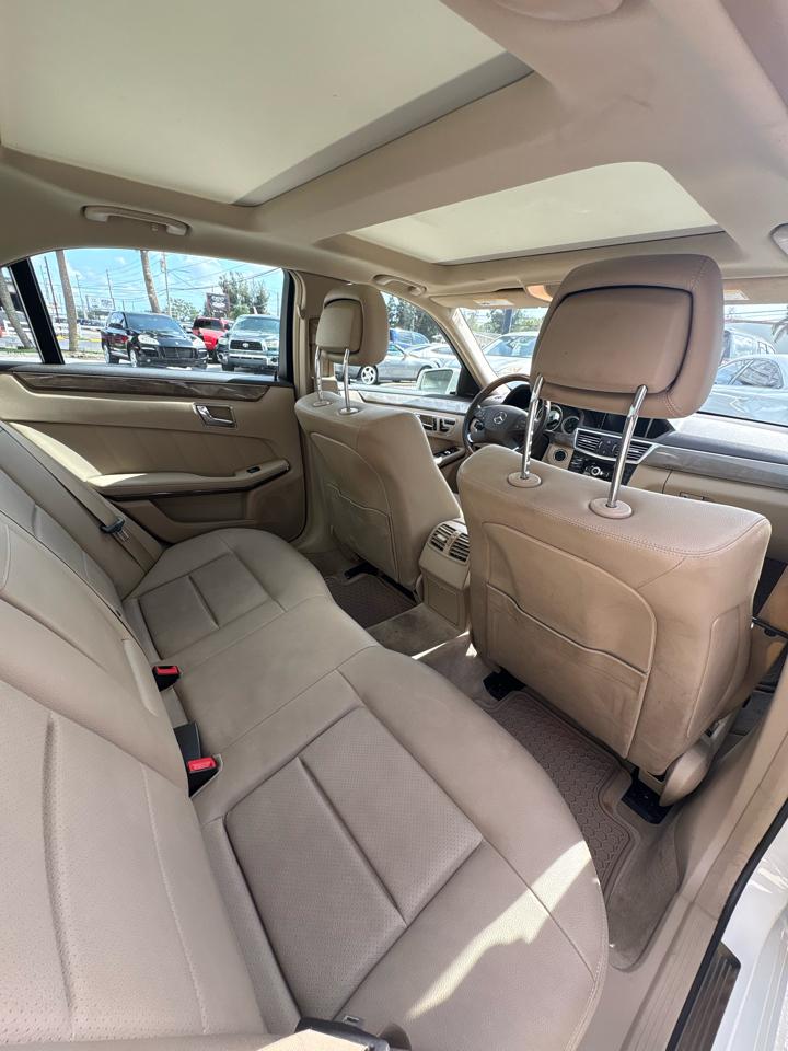 Mercedes-Benz E-Class E350 Sedan 4MATIC 2010