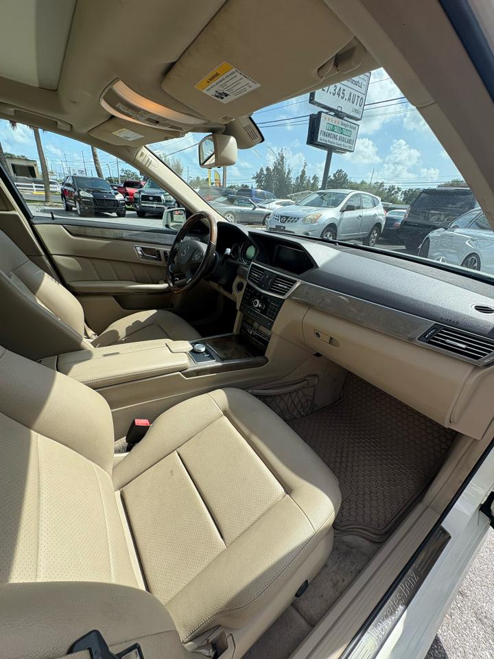 Mercedes-Benz E-Class E350 Sedan 4MATIC 2010