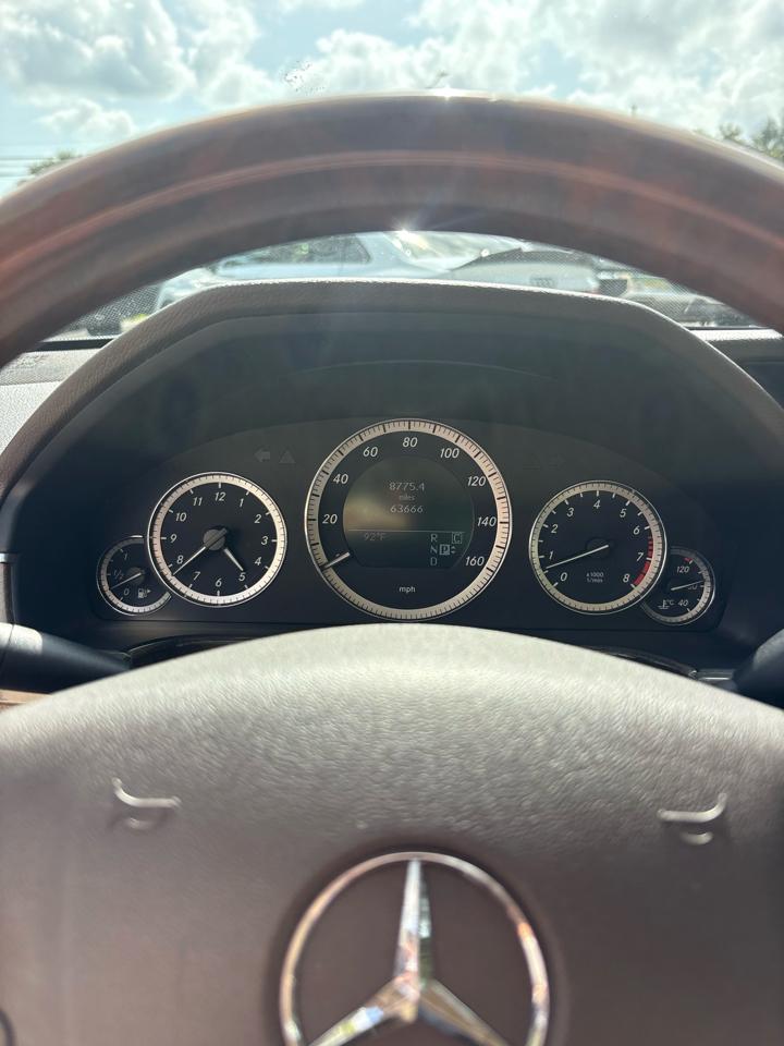Mercedes-Benz E-Class E350 Sedan 4MATIC 2010