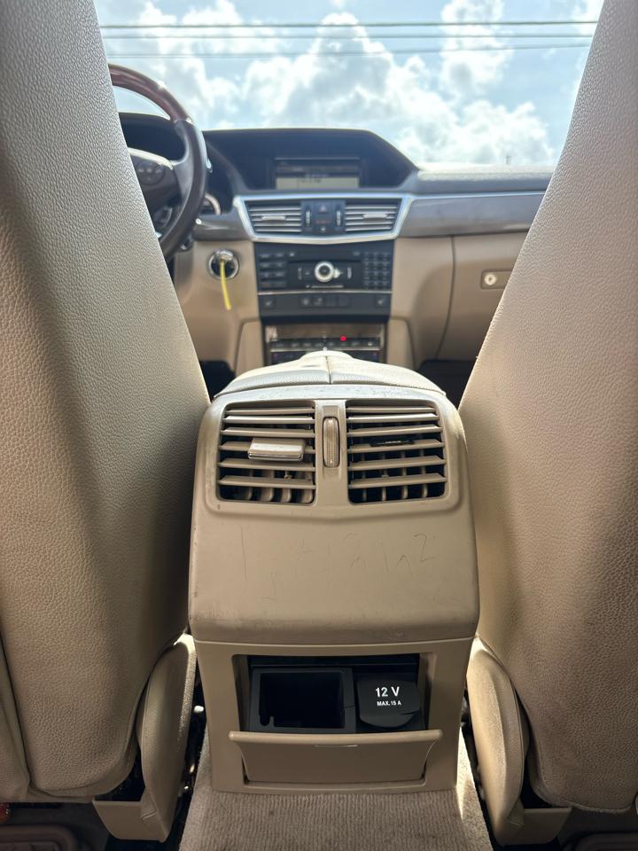 Mercedes-Benz E-Class E350 Sedan 4MATIC 2010