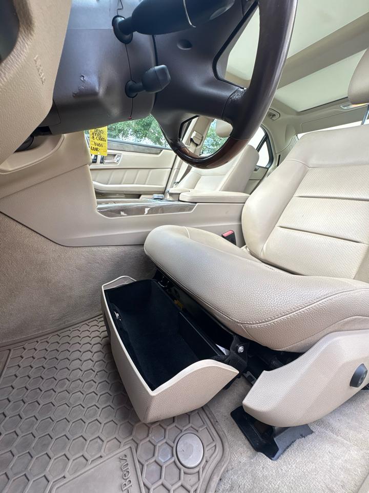 Mercedes-Benz E-Class E350 Sedan 4MATIC 2010