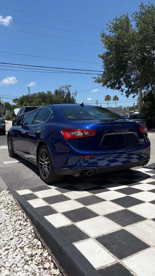 Maserati Ghibli 4dr Sdn 2014
