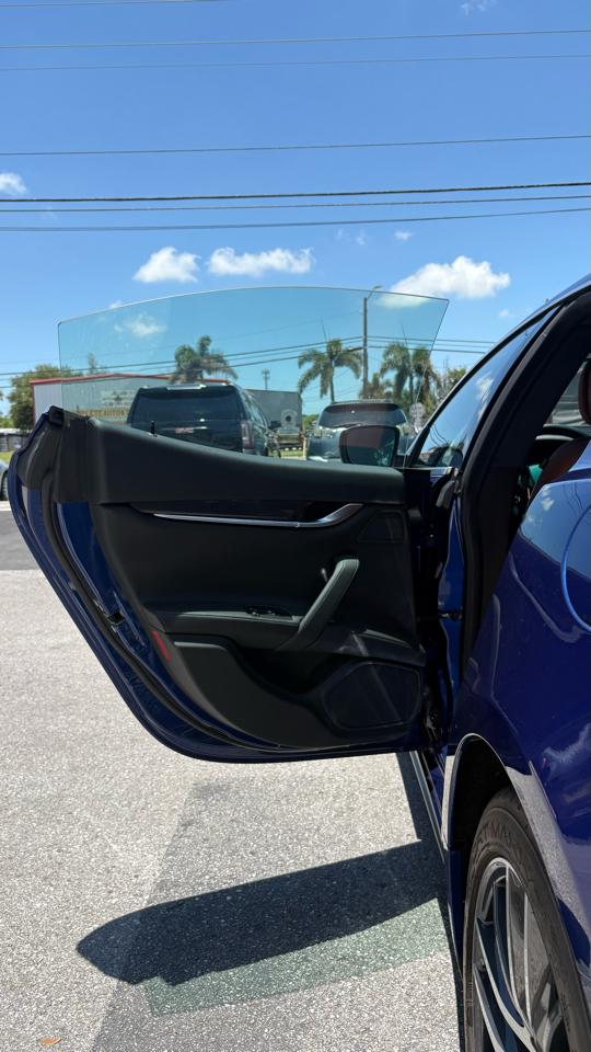 Maserati Ghibli 4dr Sdn 2014