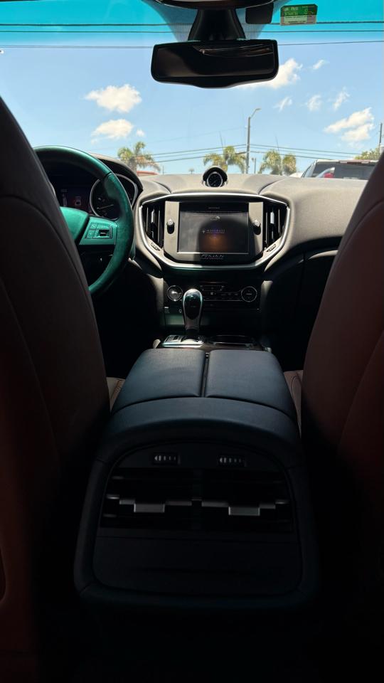 Maserati Ghibli 4dr Sdn 2014