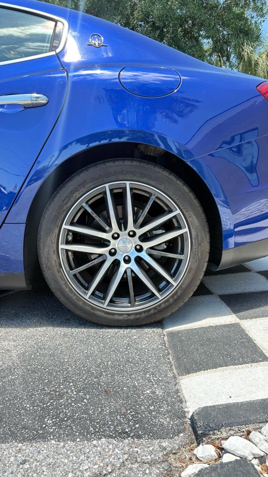 Maserati Ghibli 4dr Sdn 2014