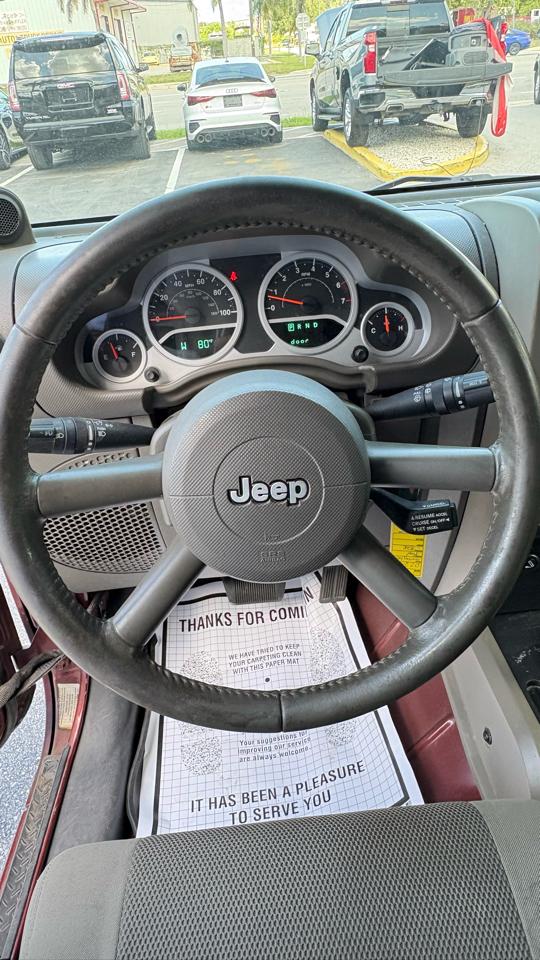 Jeep Wrangler Unlimited Sahara 2WD 2007