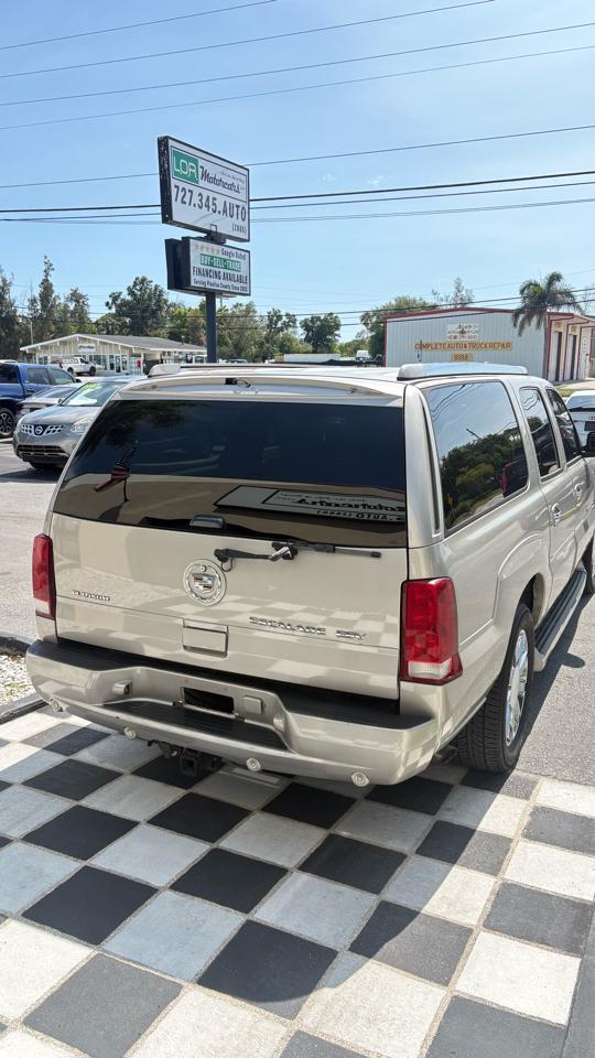 Cadillac Escalade ESV 2005