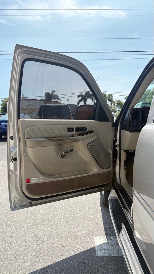 Cadillac Escalade ESV 2005