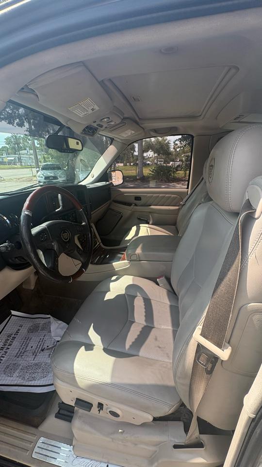 Cadillac Escalade ESV 2005