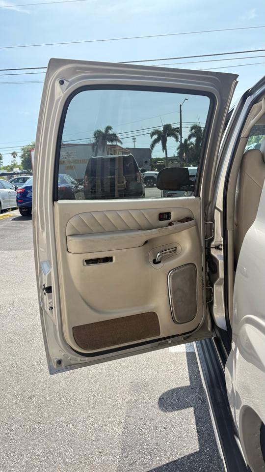 Cadillac Escalade ESV 2005