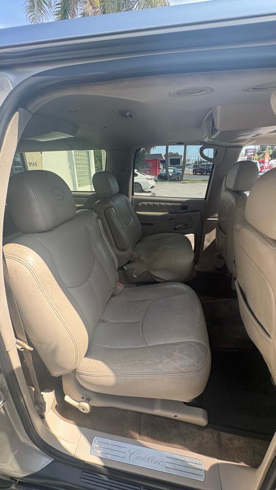 Cadillac Escalade ESV 2005