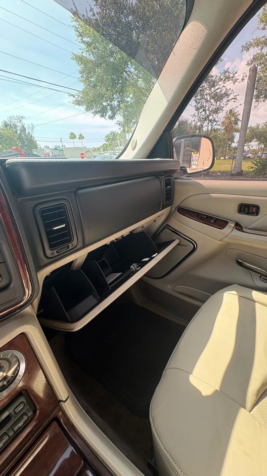 Cadillac Escalade ESV 2005