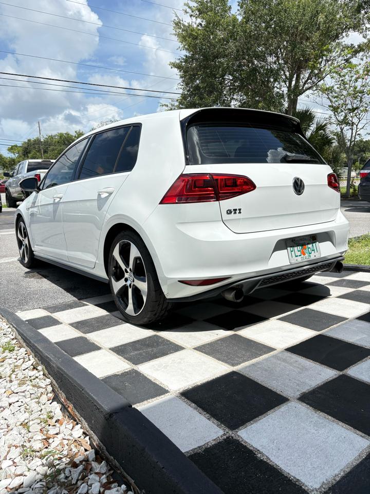 Volkswagen GTI SE 6M 4-Door 2015