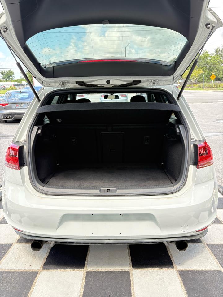 Volkswagen GTI SE 6M 4-Door 2015