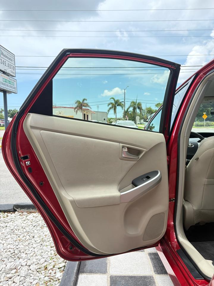 Toyota Prius Three 2014
