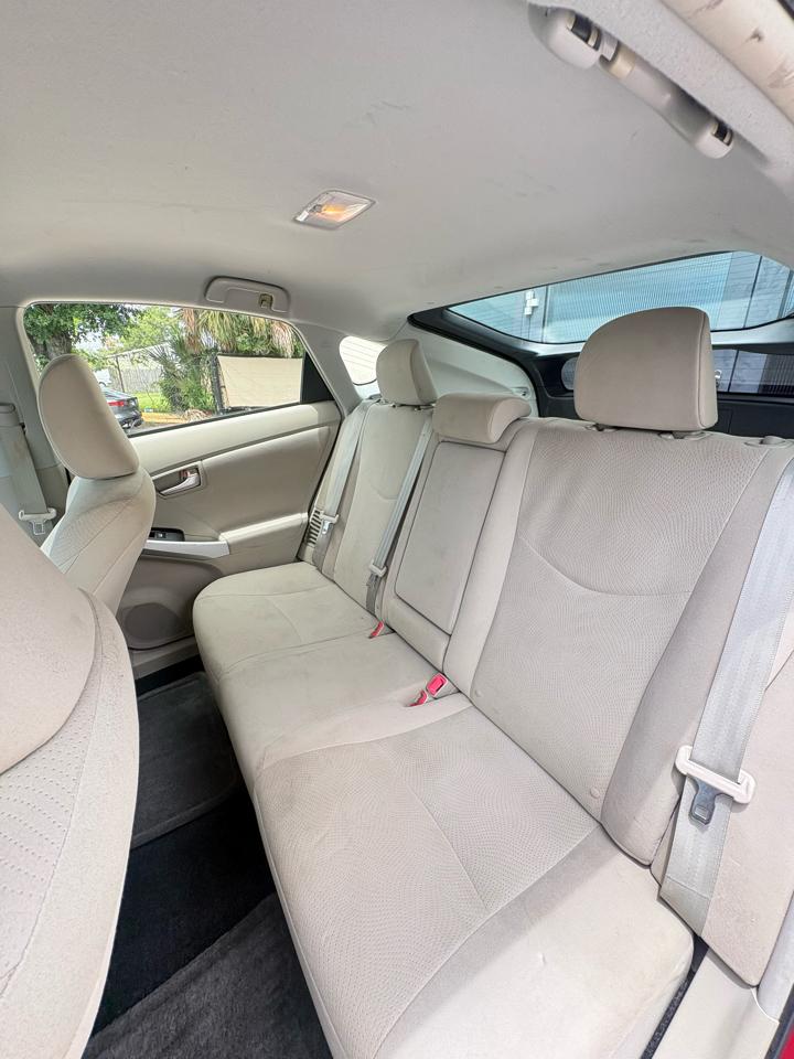 Toyota Prius Three 2014