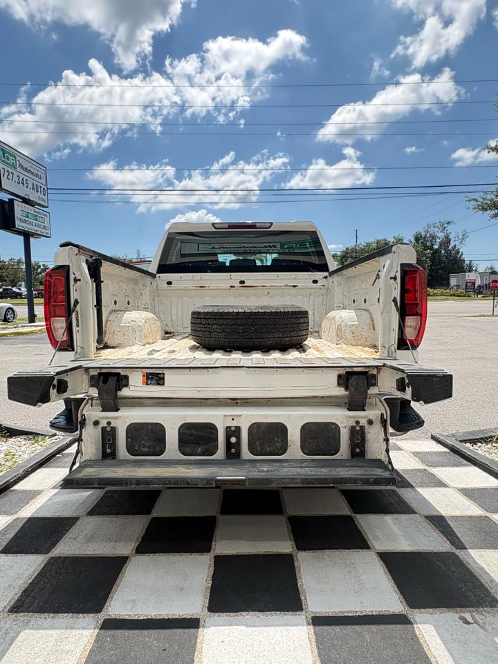 GMC Sierra 1500 Limited SLE Crew Cab Short Box 2WD 2022
