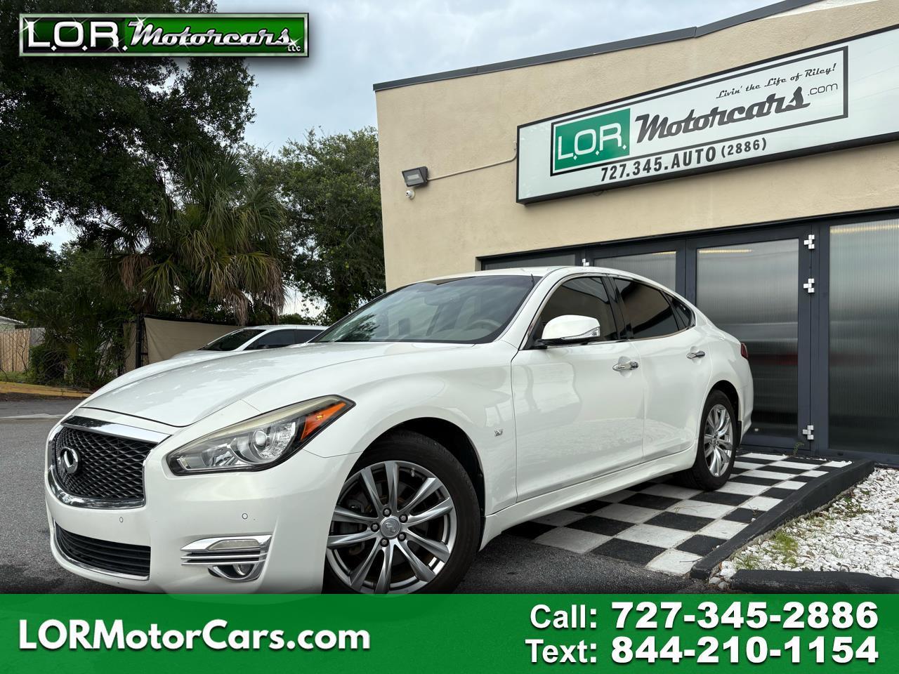 2015 Infiniti Q70 3.7