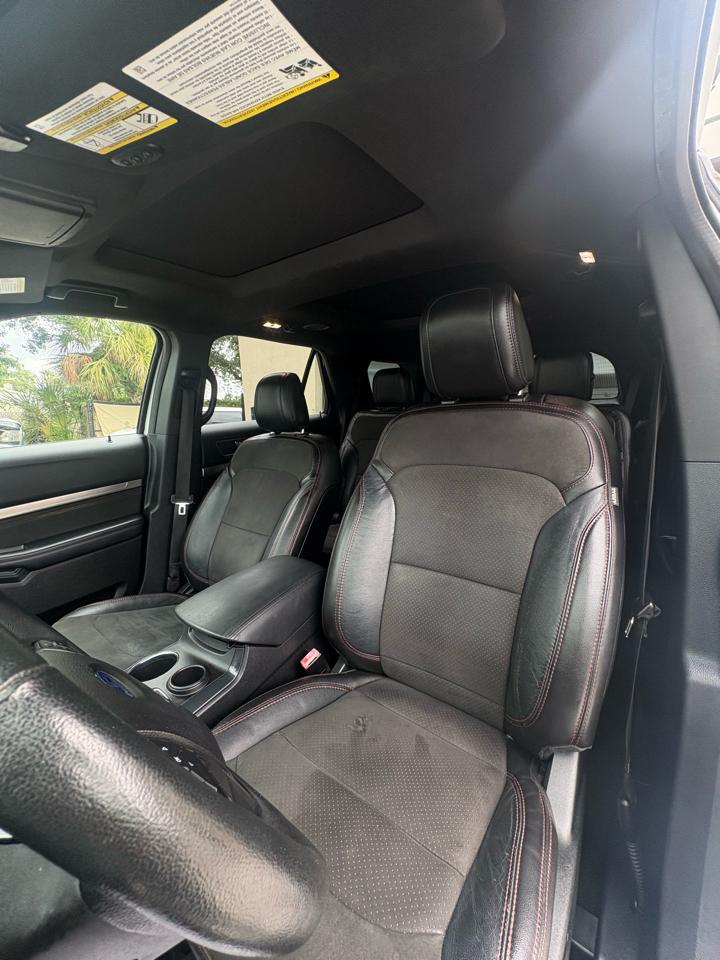 Ford Explorer XLT FWD 2018