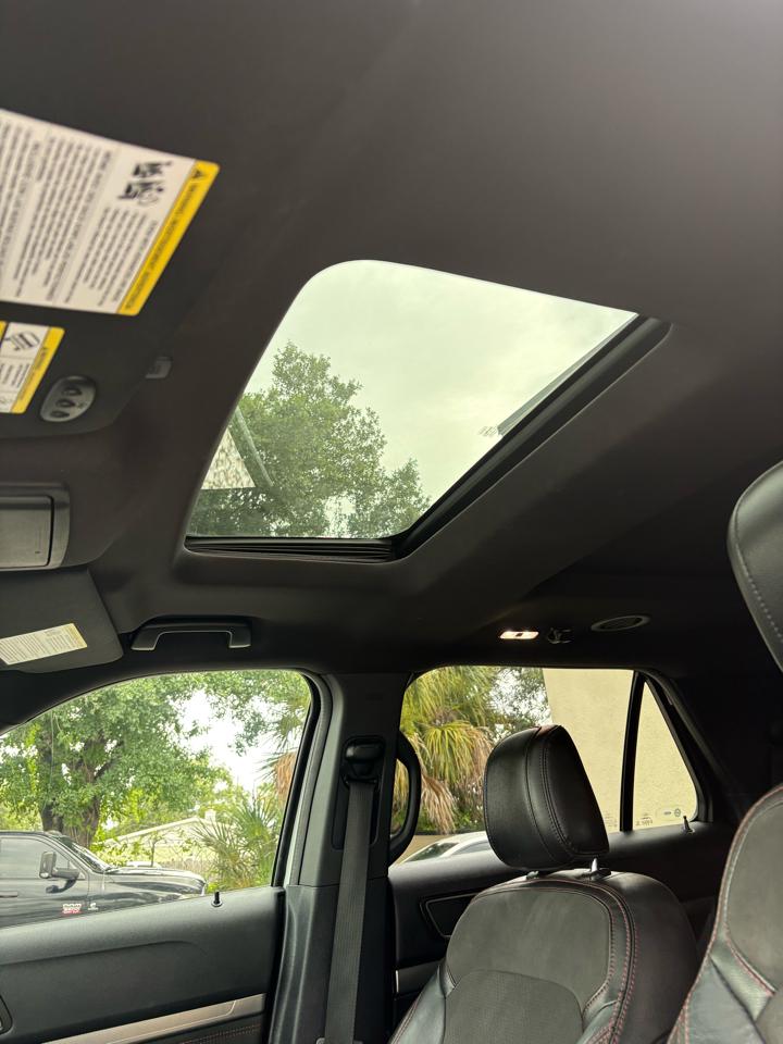 Ford Explorer XLT FWD 2018