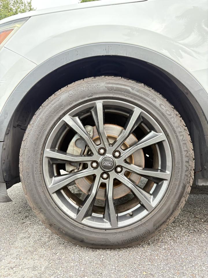 Ford Explorer XLT FWD 2018