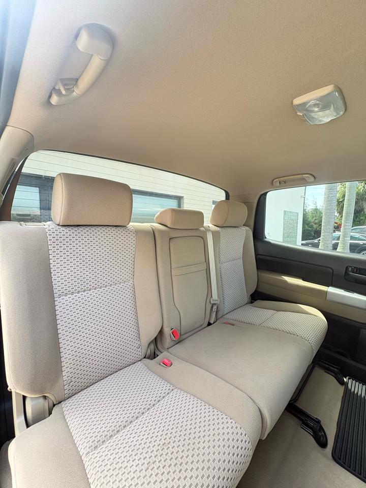 Toyota Tundra SR5 CrewMax 6AT 2WD 2007