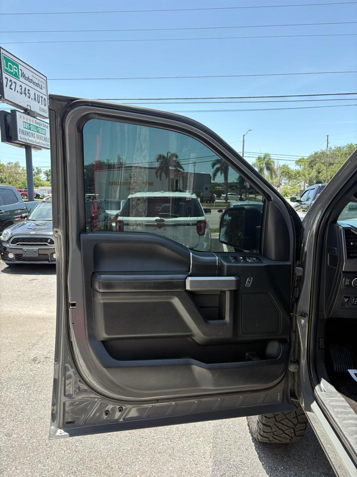 Ford F-150 XLT SuperCrew 2WD 2018