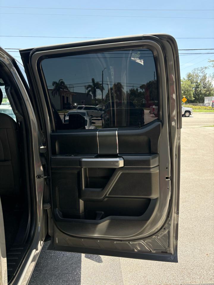Ford F-150 XLT SuperCrew 2WD 2018