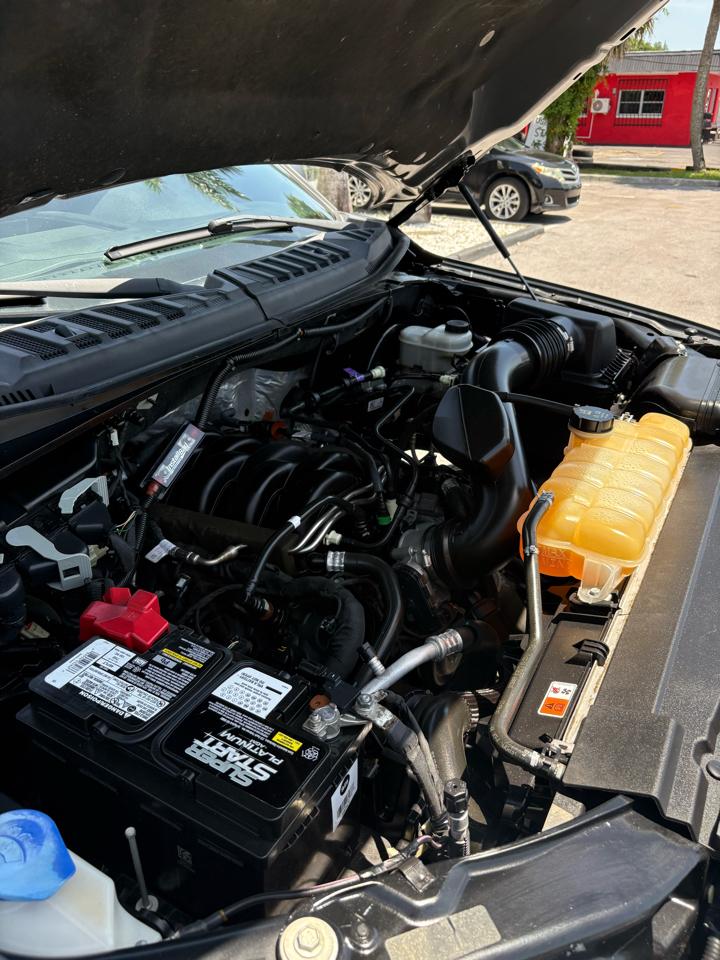 Ford F-150 XLT SuperCrew 2WD 2018