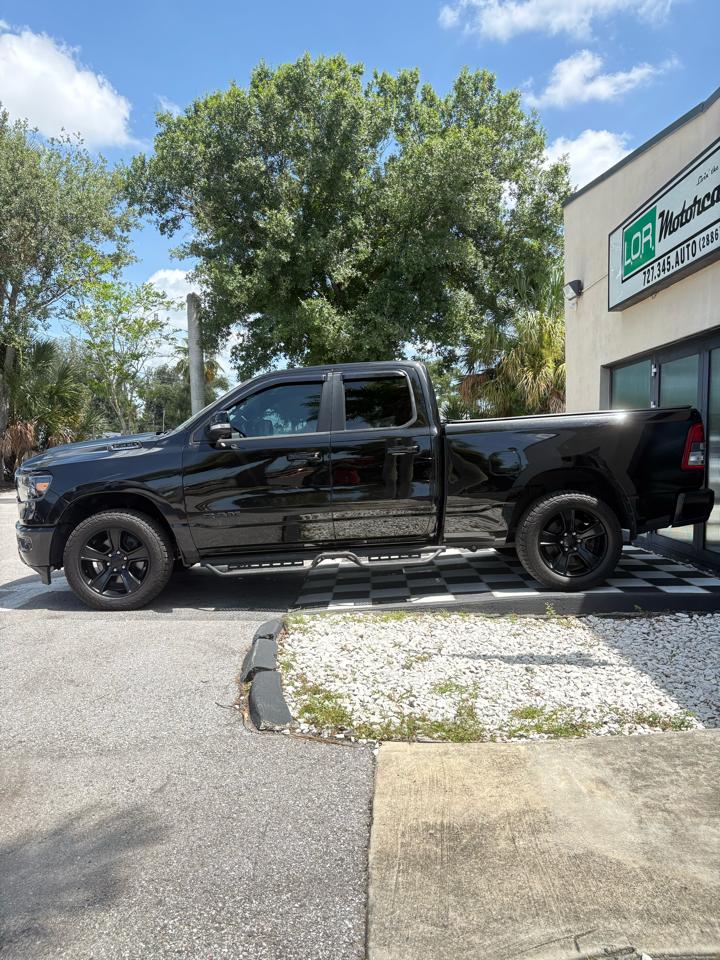 RAM 1500 Big Horn Quad Cab 4WD 2022